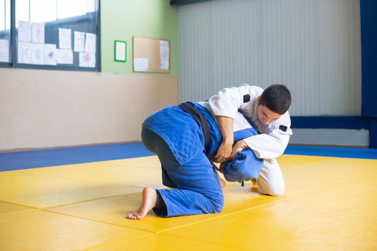 A judo throw on the tatami